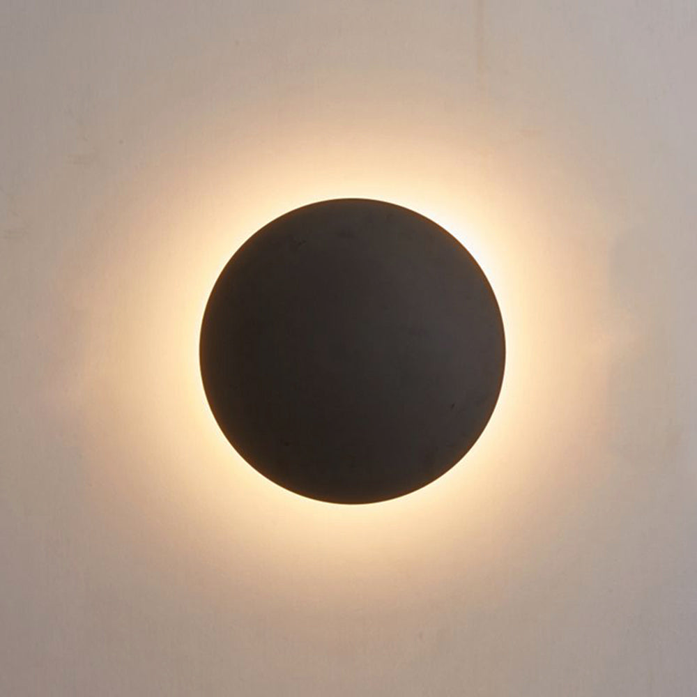 Luma Modern Round LED Wall Lamp – Warm White Energy-Efficient Light