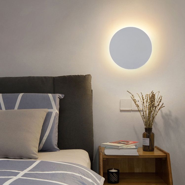 Luma Modern Round LED Wall Lamp – Warm White Energy-Efficient Light